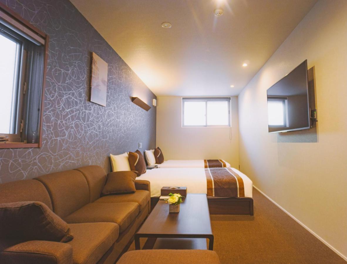 Grand Base Hakata Bay Aparthotel Fukuoka  Exterior photo