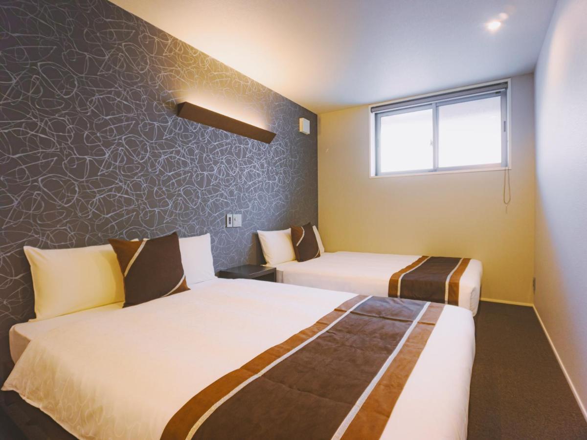 Grand Base Hakata Bay Aparthotel Fukuoka  Exterior photo